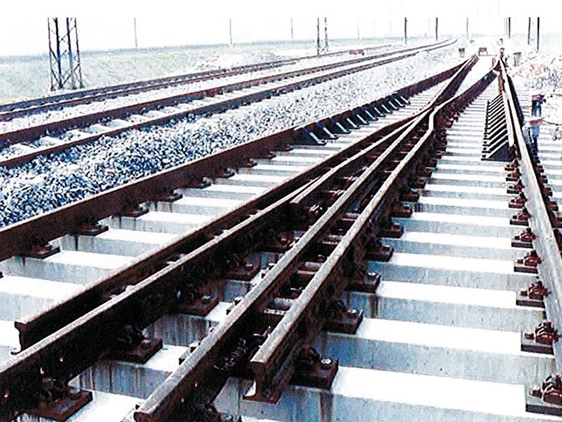 75KG、m钢轨12号可动心轨重载道岔